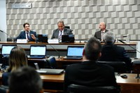 Regulação da inteligência artificial exige cuidado com dados pessoais, aponta debate