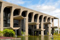 Crédito especial de R$ 126,7 milhões será dividido entre cinco ministérios