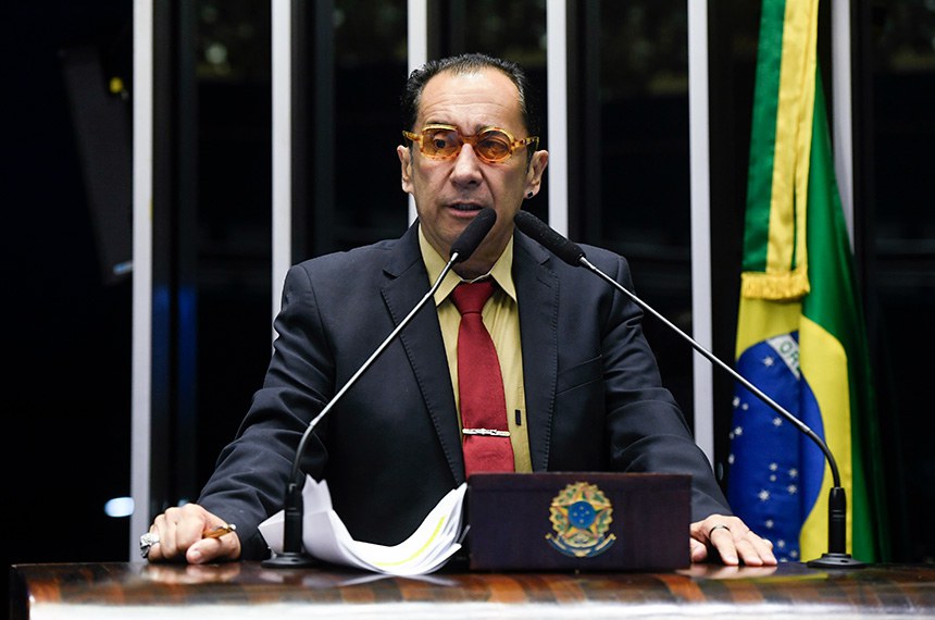 Em discurso, à tribuna, senador Jorge Kajuru (PSB-GO). 