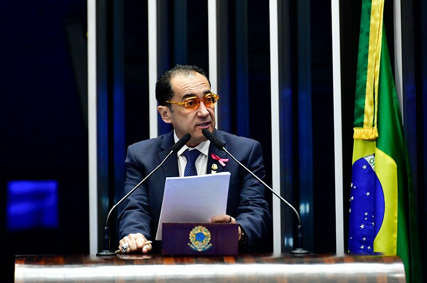 Em discurso, à tribuna, senador Jorge Kajuru (PSB-GO).