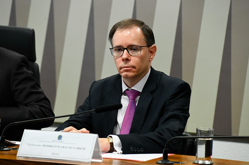 Mesa:
indicado para exercer o cargo de embaixador do Brasil no Estado do Kuwait, Rodrigo D’araujo Gabsch (MSF 57/2023).