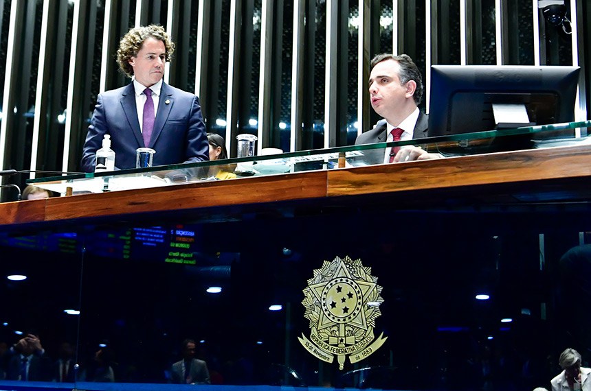 Na pauta, PLP 23/2019, projeto de lei que permite a adesão de empresas de nanotecnologia ao Simples Nacional.
  
Mesa: 
vice-presidente do Senado Federal, senador Veneziano Vital do Rêgo (MDB-PB);   
presidente do Senado Federal, senador Rodrigo Pacheco (PSD-MG).