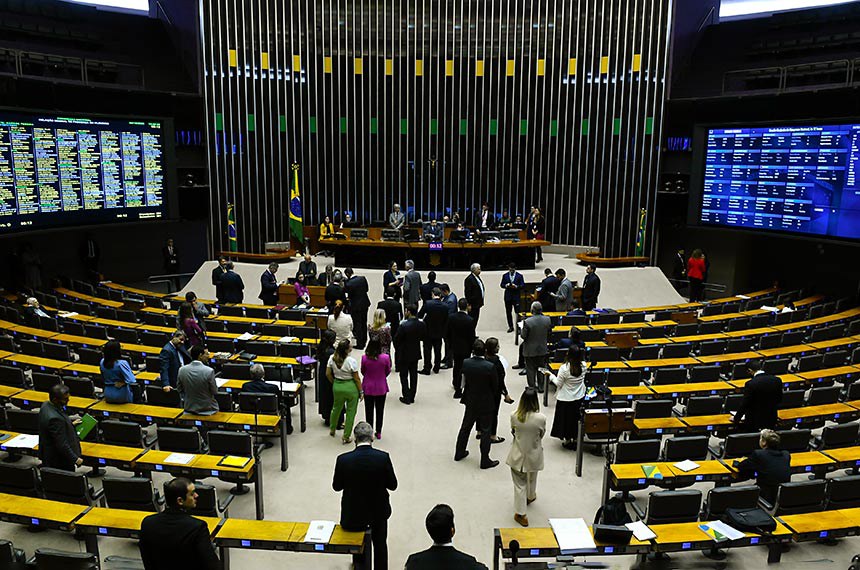 Mesa: 
vice-presidente da Câmara dos Deputados, deputado Marcos Pereira (Republicanos-SP); 
secretário-geral da Mesa do Senado Federal, Gustavo A. Sabóia Vieira. 