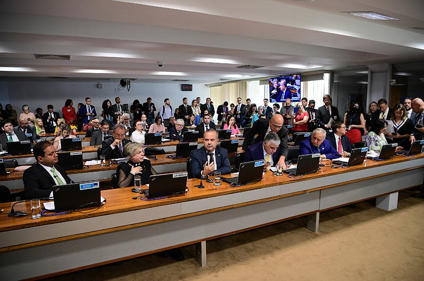 Bancada:
senador Weverton (PDT-MA); 
senadora Margareth Buzetti (PSD-MT); 
senador Rogerio Marinho (PL-RN); 
senador Eduardo Girão (Novo-CE); 
senador Izalci Lucas (PSDB-DF); 
senador Mauro Carvalho Junior (União-MT); 
senadora Damares Alves (Republicanos-DF).