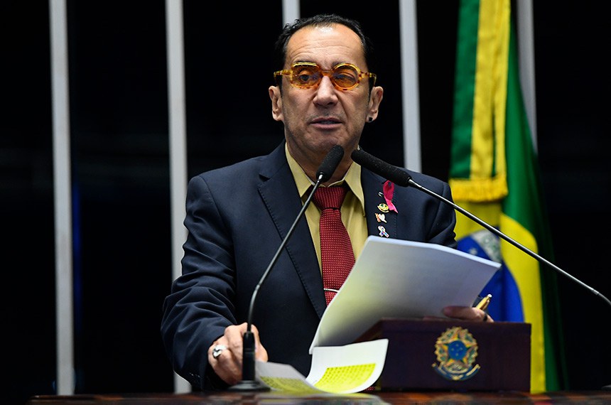 Em discurso, à tribuna, senador Jorge Kajuru (PSB-GO).