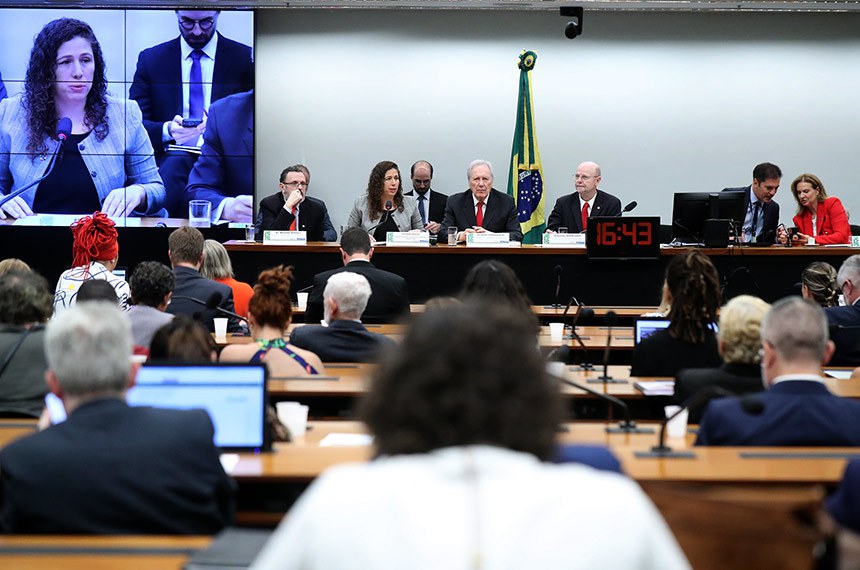 PPA 2024-2027: Defesa da democracia e reconstrução do Estado e da soberania