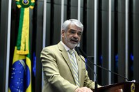 Humberto: reforma tributária trará justiça social e desenvolvimento regional