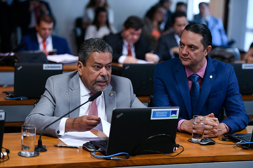 Bancada:
senador Dr. Hiran (PP-RR), em pronunciamento;
deputado Weliton Prado (Solidariedade-MG);