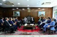 Pacheco vai levar a Lula proposta para dívida de R$ 160 bi de Minas com a União