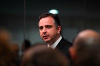 Após reunião com Lula, Pacheco recebe Romeu Zema para discutir dívida de MG