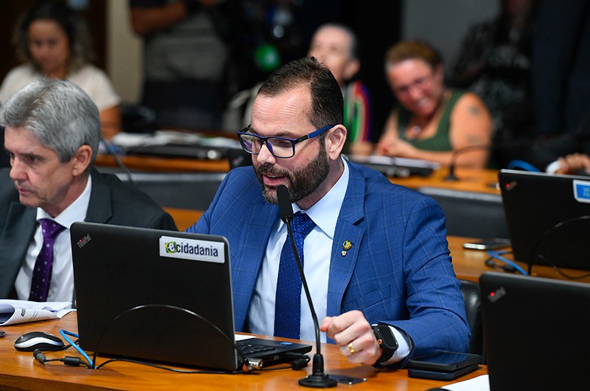 Bancada:
senador Jaime Bagattoli (PL-RO);
senador Jorge Seif (PL-SC), em pronunciamento.
