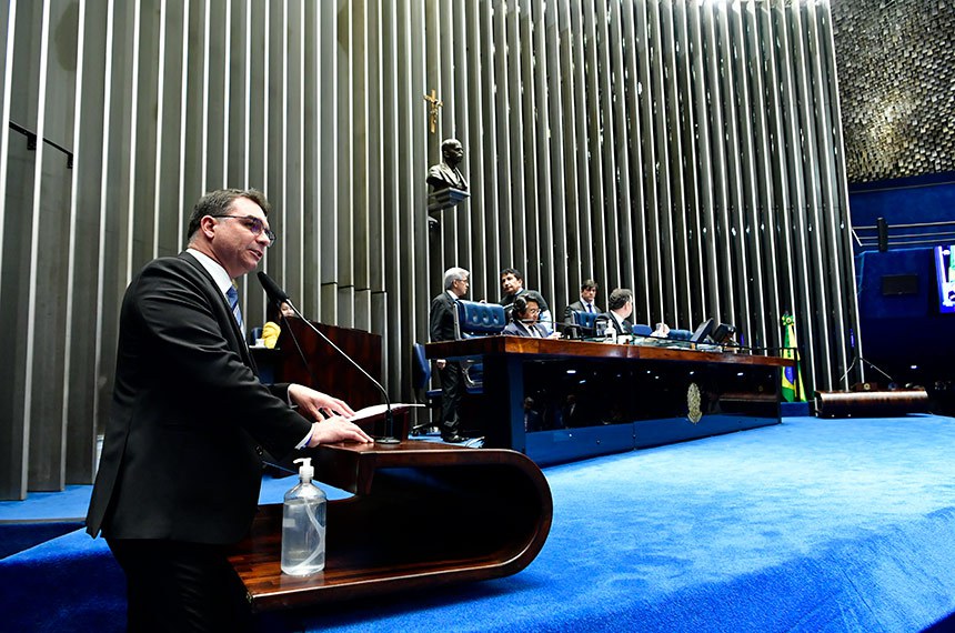 Mesa: 
senador Giordano (MDB-SP); 
presidente do Senado Federal, senador Rodrigo Pacheco (PSD-MG). 