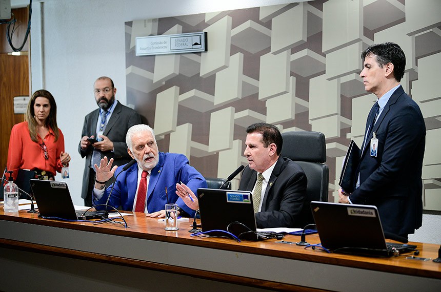 Mesa: 
senador Jaques Wagner (PT-BA);
presidente da CAE, senador Vanderlan Cardoso (PSD-GO).