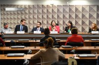 Defensores públicos pedem ampliação do acesso da população à Justiça