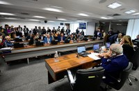 Vai à CAE proposta de isenção do IPI para veículos elétricos