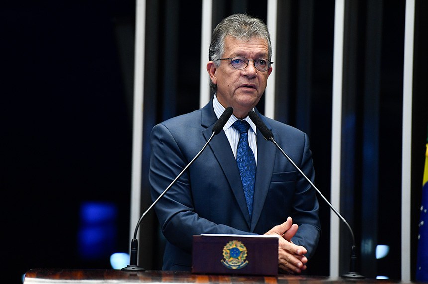 Em discurso, à tribuna, senador Laércio Oliveira (PP-SE).