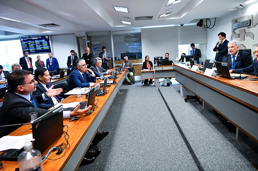 Bancada: 
senador Flávio Bolsonaro (PL-RJ); 
senador Hamilton Mourão (Republicanos-RS); 
senador Eduardo Girão (Novo-CE); 
senador Sergio Moro (União-PR); 
senador Luis Carlos Heinze (PP-RS).