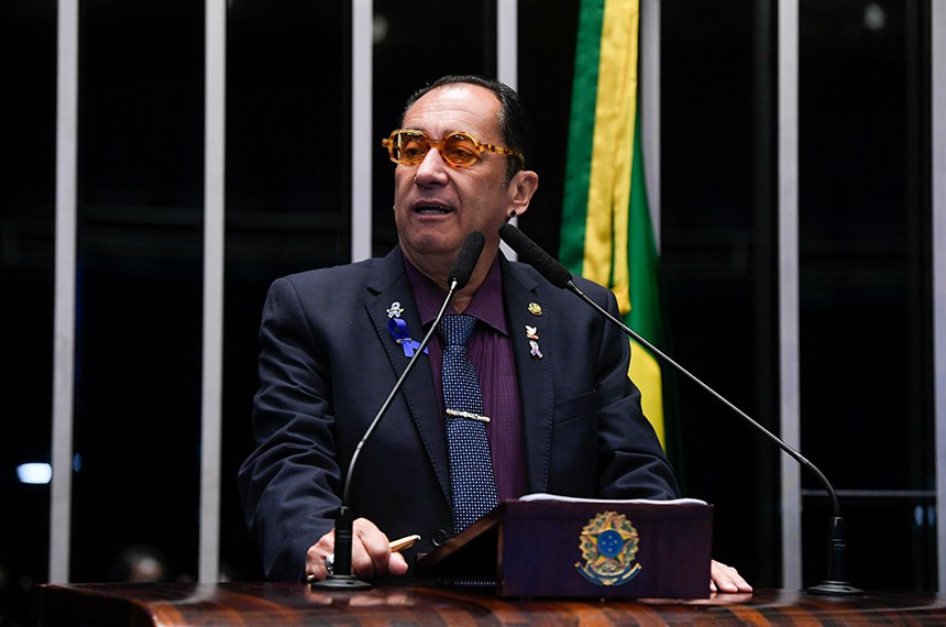 Em discurso, à tribuna, senador Jorge Kajuru (PSB-GO).