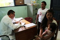 Lei amplia direito de acompanhante para mulheres nos serviços de saúde