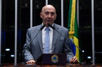 Confúcio lamenta seca na Amazônia e aponta importância da proteção ambiental