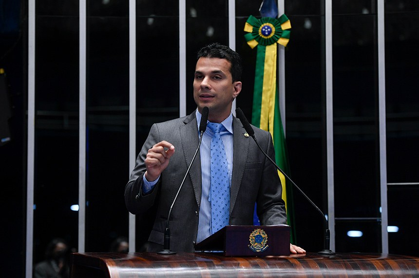 Em discurso, à tribuna, senador Irajá (PSD-TO).