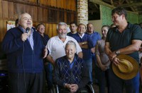 Viaduto sobre a BR-116 em Curitiba recebe o nome de Francisco Pereira Netto