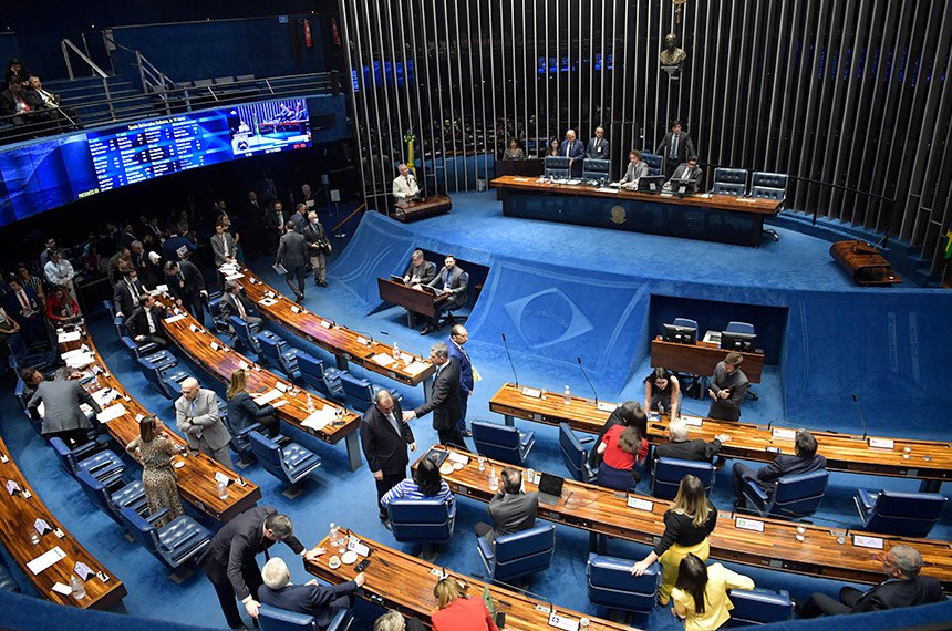 Mesa:  
senador Izalci Lucas (PSDB-DF);
presidente em exercício do Senado Federal, senador Veneziano Vital do Rêgo (MDB-PB);
secretário-geral da Mesa do Senado Federal, Gustavo A. Sabóia Vieira.