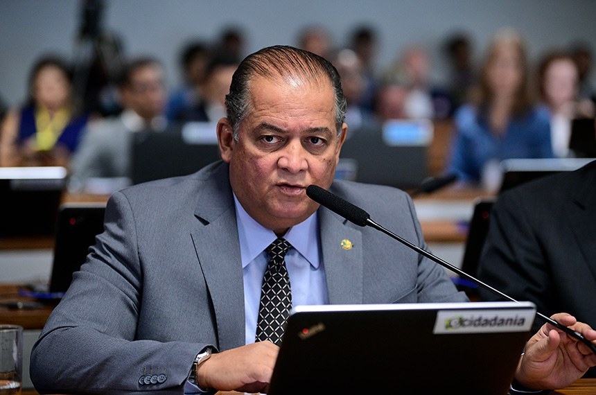 Em pronunciamento, à bancada, relator da MSF 8/2023, senador Eduardo Gomes (PL-TO).