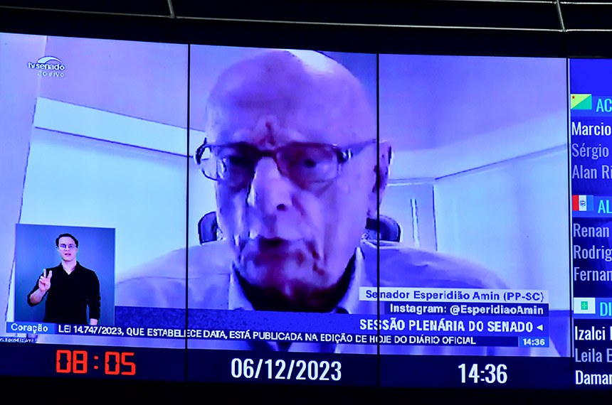 Em pronunciamento, via videoconferência, senador Esperidião Amin (PP-SC).