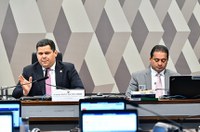 Parcerias público-privadas para adoção de praças e parques são aprovadas na CCJ