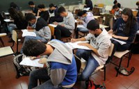 Novo Ensino Médio: relatora recomenda aumentar carga horária de formação geral