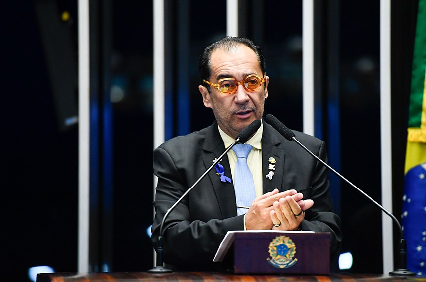 Em discurso, à tribuna, senador Jorge Kajuru (PSB-GO).