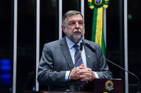 Arns destaca papel da Comissão de Educação para o desenvolvimento do país