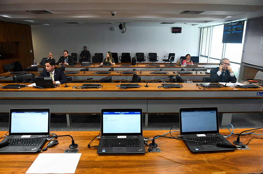 Bancada:
senador Rodrigo Cunha (Podemos-AL); 
senador Renan Calheiros (MDB-AL).