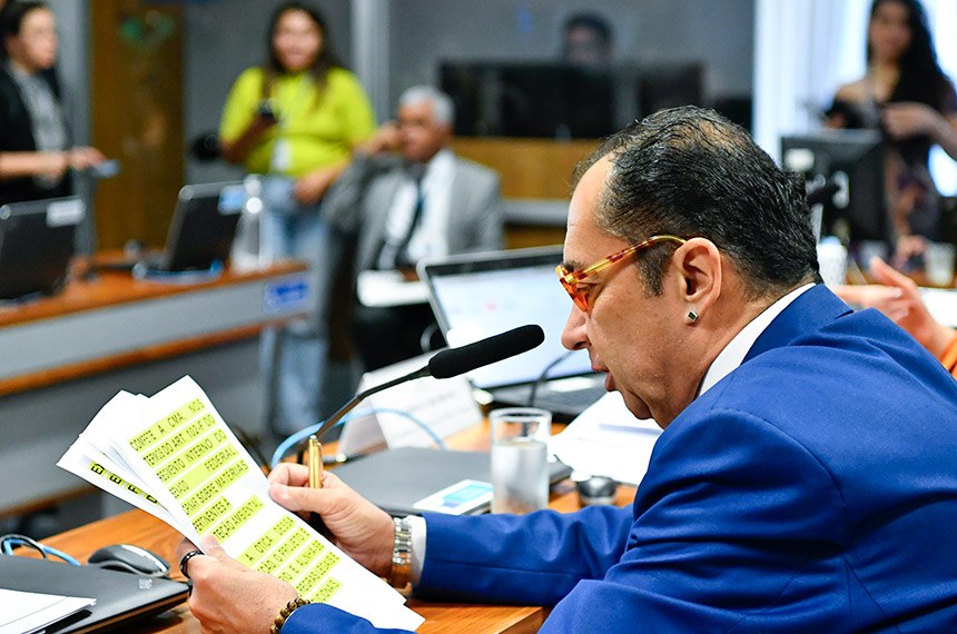 Mesa: 
senador Jorge Kajuru (PSB-GO), em pronunciamento.