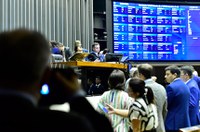 Transporte de combustível em tanque extra não terá adicional de periculosidade