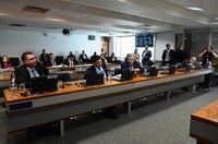 Projeto que protege população LGBTQIA+ encarcerada vai ao Plenário