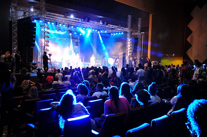 Ao todo, 12 regionais de ensino participaram da seletiva, que premiou os três melhores trabalhos autorais. O governador de Brasília, Rodrigo Rollemberg, participou da entrega dos prêmios aos estudantes.