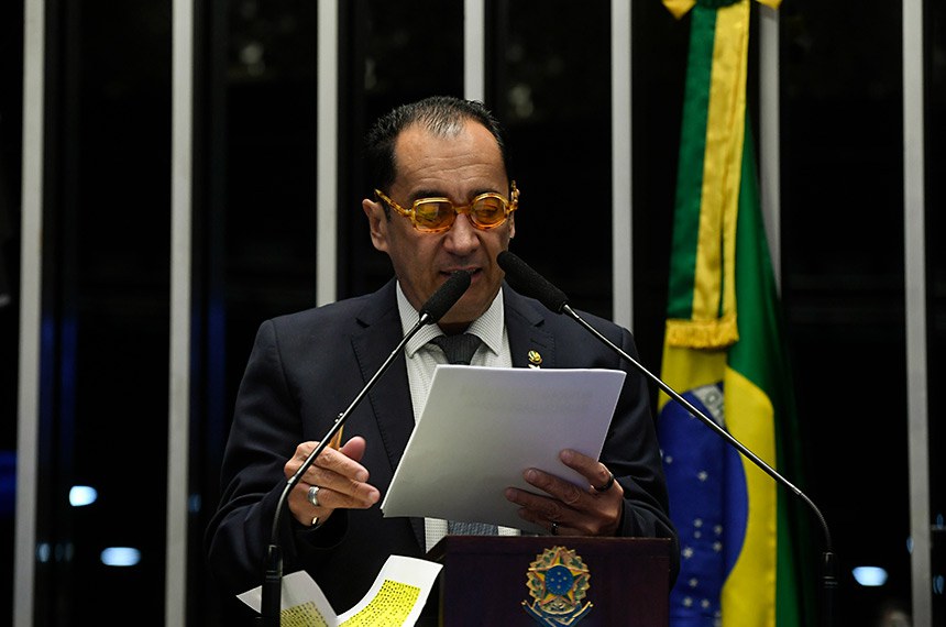 Em discurso, à tribuna, senador Jorge Kajuru (PSB-GO).
