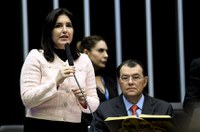 Congresso promulga reforma tributária