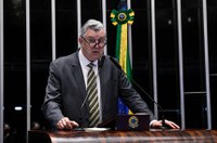 Heinze comemora aprovação de texto que autoriza barragens para irrigação em APPs