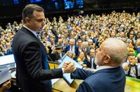 Reforma tributária promulgada: principais mudanças dependem de novas leis