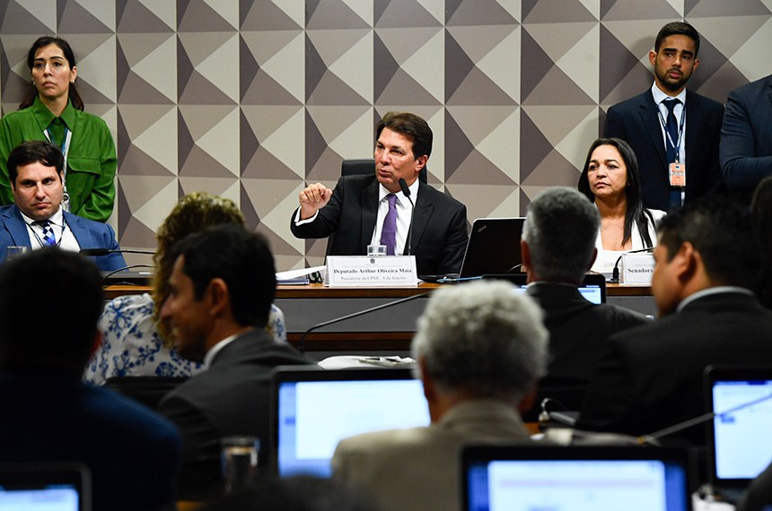 Mesa: 
coordenador de Comissões Especiais, Temporárias e Parlamentares de Inquérito (Coceti), Leandro Augusto de Araújo Cunha Bueno; 
presidente da CPMI do 8 de Janeiro, deputado Arthur Oliveira Maia (União-BA); 
relatora da CPMI do 8 de Janeiro, senadora Eliziane Gama (PSD-MA).