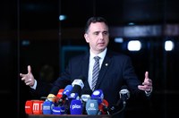 Senado está comprometido com discussão sobre saídas temporárias, diz Pacheco