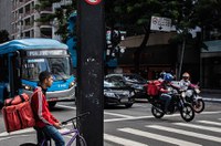 Prestadores de serviço de apps não têm relação de emprego, define projeto