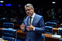 Alessandro pede que Pacheco acione STF contra mudança regimental da Câmara