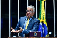 Girão diz que "omissão do Senado é corresponsável por caos institucional do país"