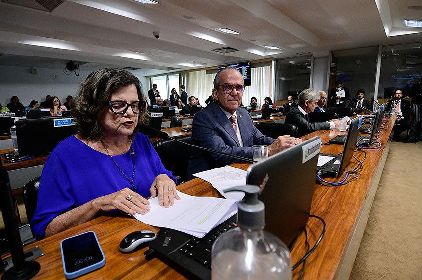 Bancada: 
senadora Teresa Leitão (PT-PE); 
senador Fernando Dueire (MDB-PE); 
senador Jaime Bagattoli (PL-RO); 
senador Oriovisto Guimarães (Podemos-PR).