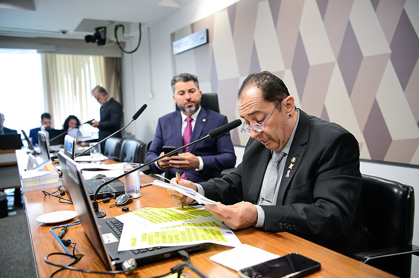 Mesa: 
vice-presidente da CCJ, senador Marcos Rogério (PL-RO);
relator do PL 2628/2022, senador Jorge Kajuru (PSB-GO), em pronunciamento.