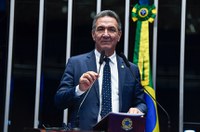 Lucas Barreto pede republicação de portaria sobre transposição de servidores de ex-território